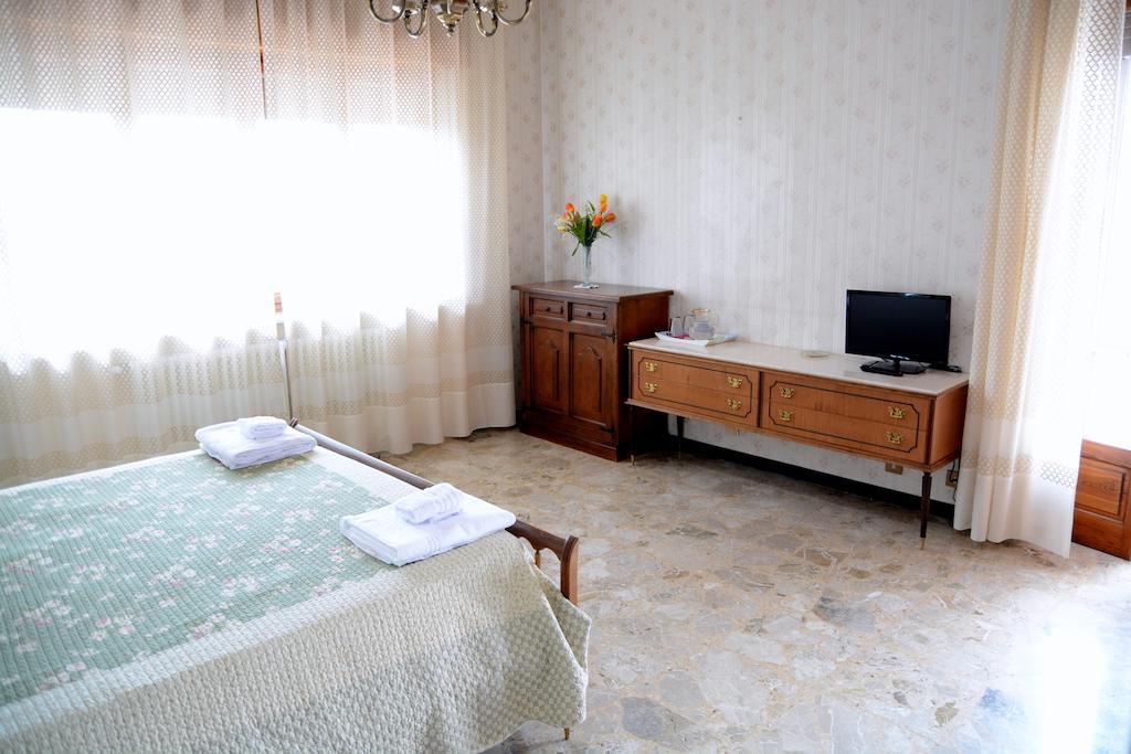 Casa Giordano Mombello Monferrato Bagian luar foto