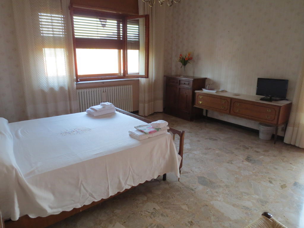Casa Giordano Mombello Monferrato Ruang foto