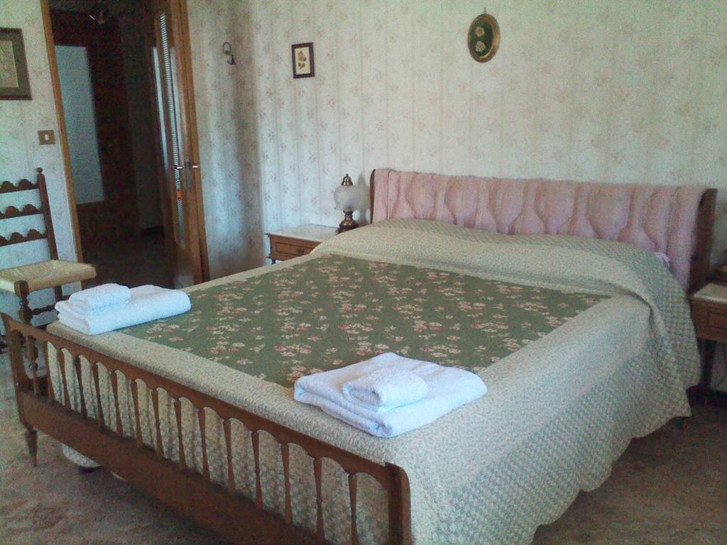 Casa Giordano Mombello Monferrato Ruang foto
