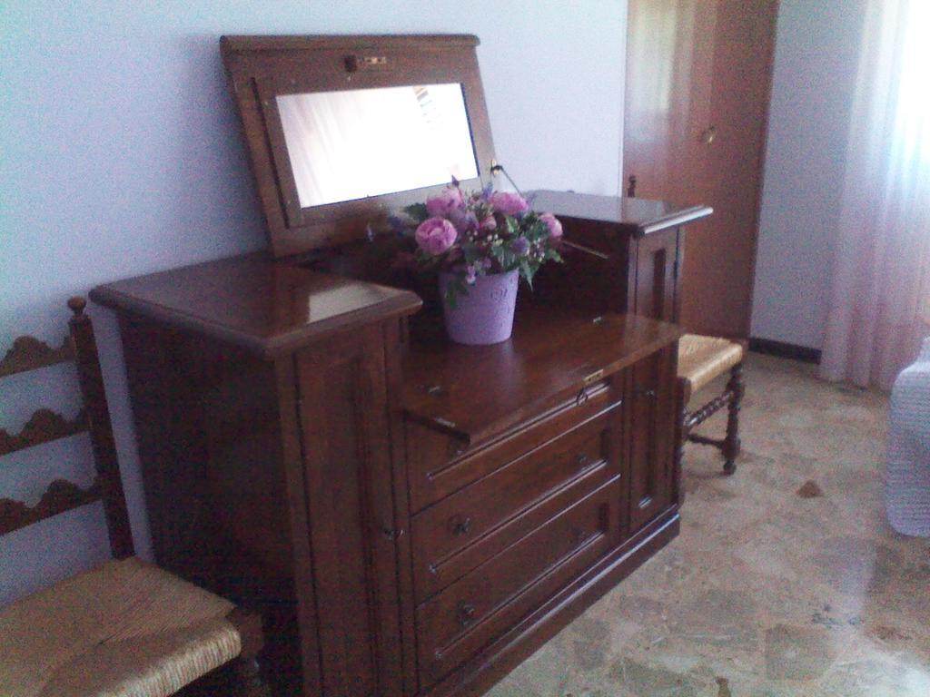 Casa Giordano Mombello Monferrato Ruang foto